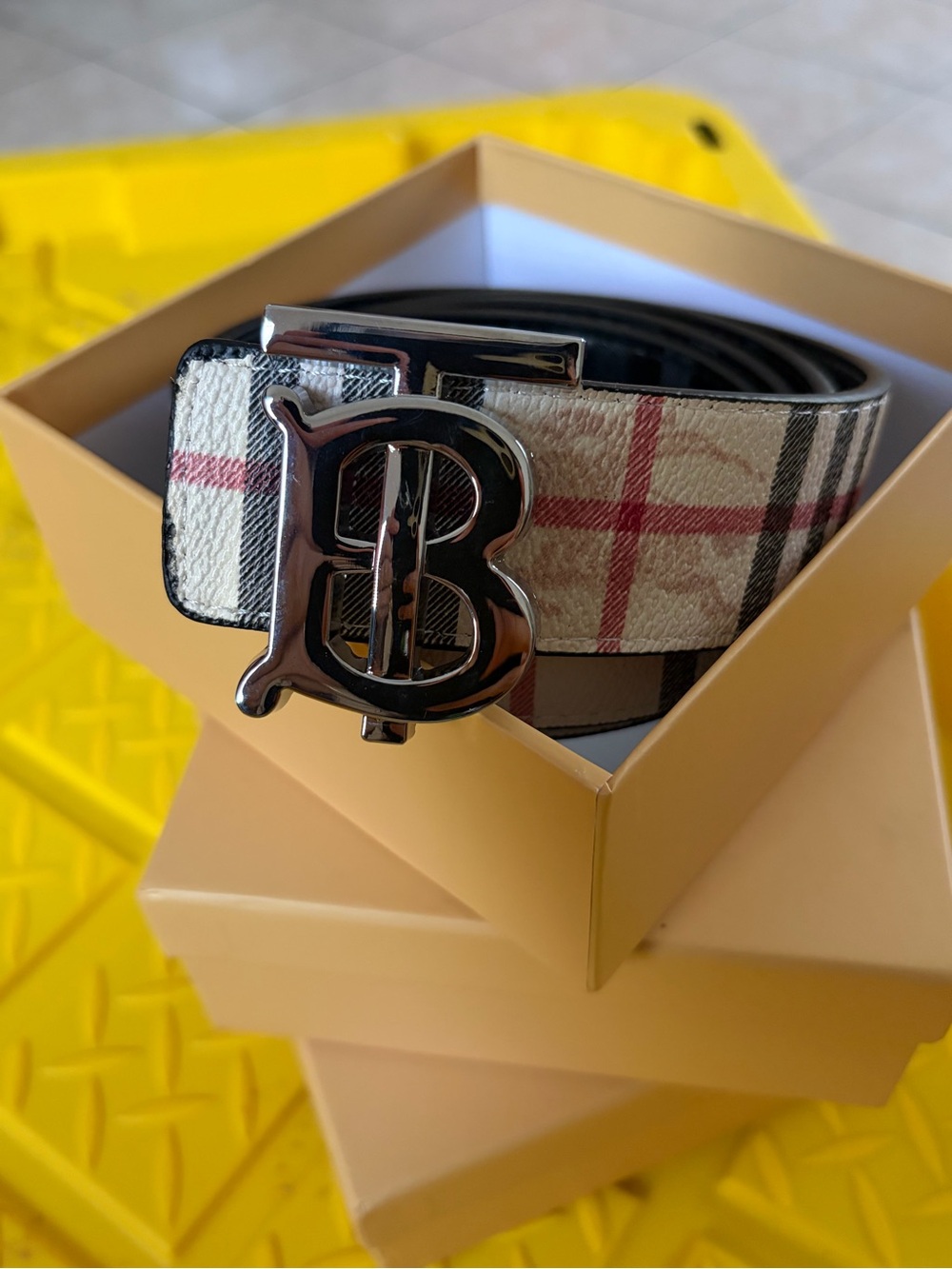 Burberry Beige Check Menâs Belt with Silver Monogram Buckle